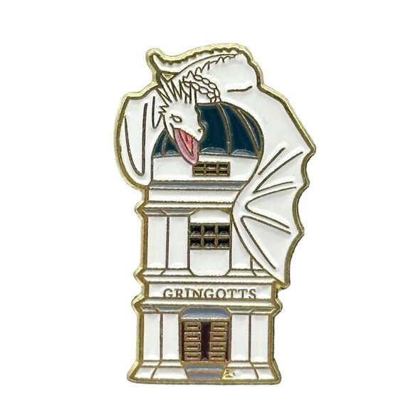 Harry Potter Gringotts Bank Dragon Enamel Pin Magical Collectible Fans Backpack - Picture 1 of 6